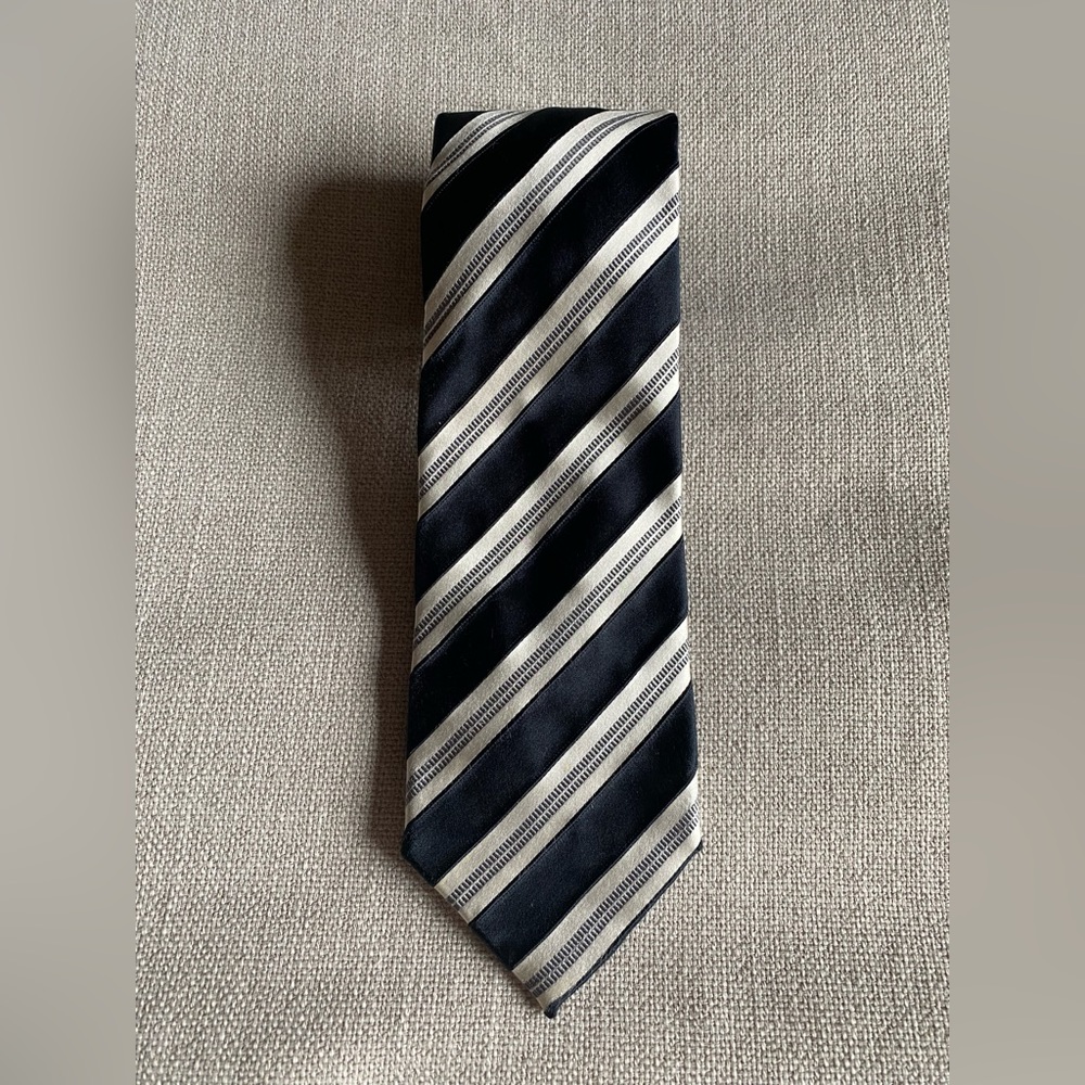 Charles Tyrwhitt Tie